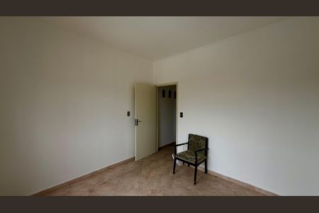 Casa à venda com 5 quartos, 130m² em Jardim Ivana, São Paulo