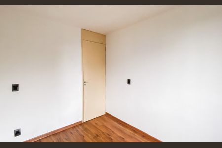 Quarto 1 de apartamento para alugar com 2 quartos, 48m² em Vila Silvia, São Paulo