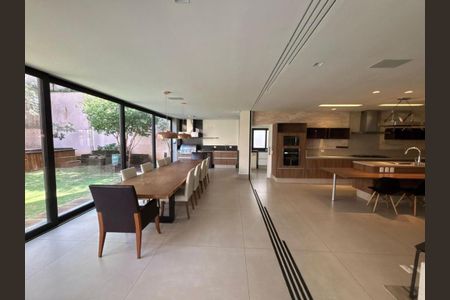 Casa de Condomínio à venda com 4 quartos, 568m² em Alphaville Industrial, Barueri