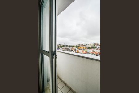 Sala de apartamento à venda com 3 quartos, 61m² em Vila Luzita, Santo André