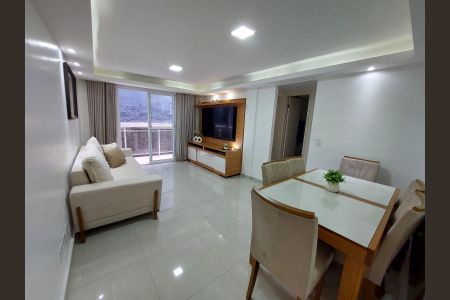 Sala de apartamento à venda com 2 quartos, 60m² em Imperial de São Cristóvão, Rio de Janeiro