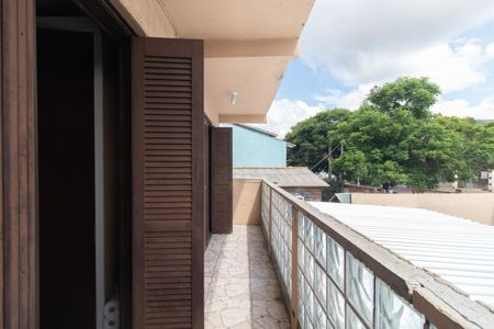 varanda de casa para alugar com 3 quartos, 120m² em Vila Joao Pessoa, Porto Alegre