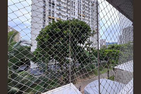 Sala - Vista de apartamento para alugar com 2 quartos, 52m² em Barra da Tijuca, Rio de Janeiro