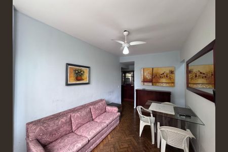 Sala de apartamento para alugar com 2 quartos, 52m² em Barra da Tijuca, Rio de Janeiro