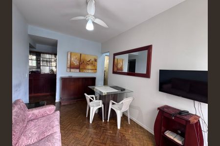Sala de apartamento para alugar com 2 quartos, 52m² em Barra da Tijuca, Rio de Janeiro