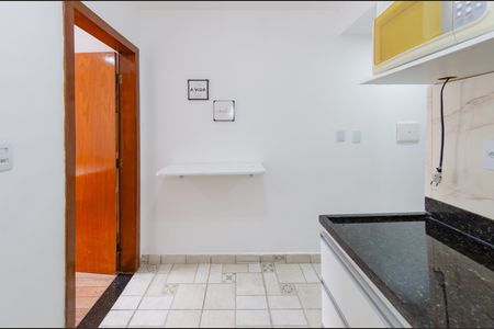 Cozinha de kitnet/studio para alugar com 1 quarto, 30m² em João Pinheiro, Belo Horizonte