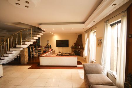 Sala de casa à venda com 4 quartos, 310m² em Vila Ede, São Paulo