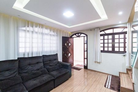 Sala de casa para alugar com 3 quartos, 225m² em Chácara Adriana Aparecida, Carapicuíba