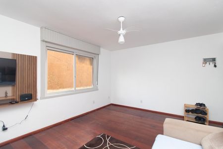 Sala de apartamento para alugar com 3 quartos, 80m² em Santo Antônio, Porto Alegre