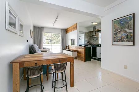 Apartamento para alugar com 2 quartos, 140m² em Trindade, Florianópolis