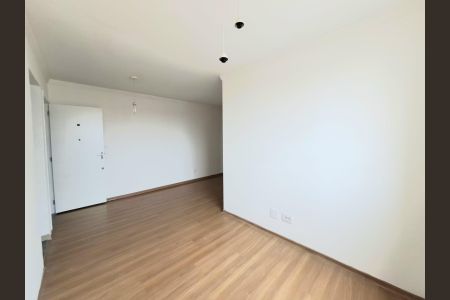 Sala de apartamento para alugar com 2 quartos, 55m² em Jardim Roberto, Osasco