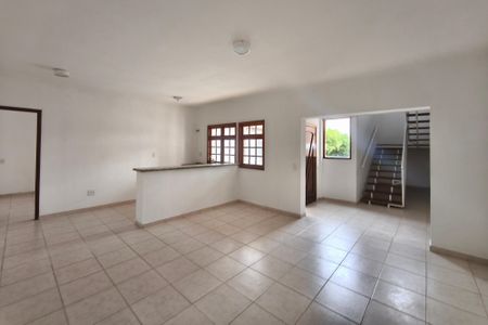Sala de casa para alugar com 3 quartos, 160m² em Jardim dos Oliveiras, Campinas