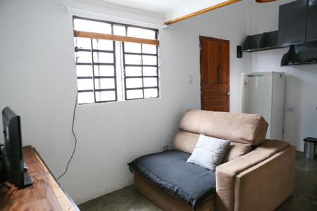 Sala de kitnet/studio para alugar com 1 quarto, 30m² em Vila Indiana, São Paulo