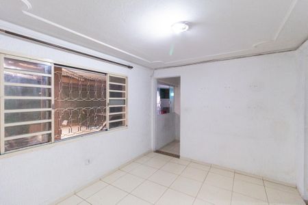 Sala de casa para alugar com 2 quartos, 450m² em Jardim Santo Estevao, Carapicuíba