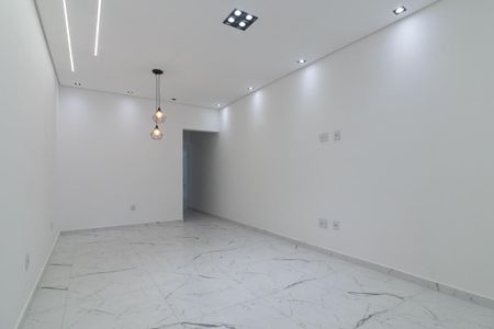 Sala de casa para alugar com 3 quartos, 134m² em Vila Uniao (zona Leste), São Paulo
