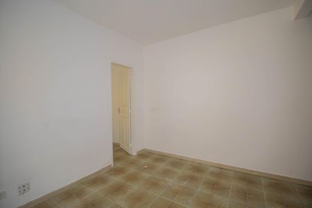 Sala de casa para alugar com 1 quarto, 48m² em Colubandê, São Gonçalo