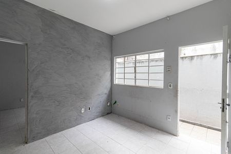 Sala de casa para alugar com 2 quartos, 50m² em Jardim Brasilia, São Paulo