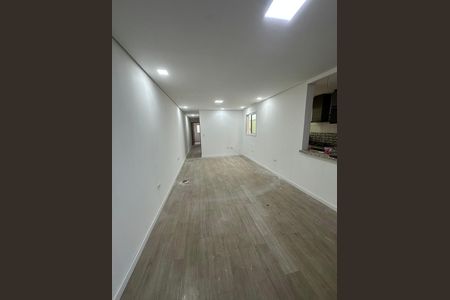 Sala de casa de condomínio à venda com 3 quartos, 90m² em Vila Metalúrgica, Santo André