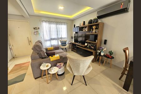 Sala de casa de condomínio para alugar com 3 quartos, 111m² em Igara, Canoas