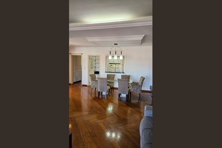 Sala de casa para alugar com 3 quartos, 310m² em São Luís, Canoas