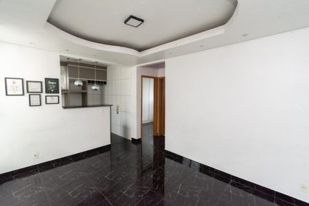 Sala de apartamento à venda com 2 quartos, 48m² em Califórnia, Contagem