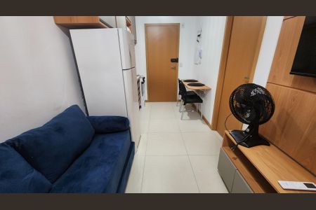 Sala de kitnet/studio para alugar com 1 quarto, 25m² em Amaralina, Salvador