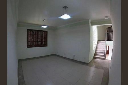 Casa para alugar com 3 quartos, 500m² em Dos Ipês, Vespasiano