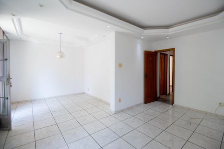 Sala de casa à venda com 3 quartos, 100m² em Vila Kosmos, Rio de Janeiro