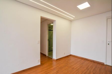 Sala de apartamento para alugar com 2 quartos, 68m² em Casa Branca, Santo André