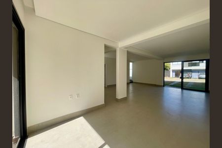 Casa de Condomínio para alugar com 3 quartos, 207m² em Garças, Belo Horizonte