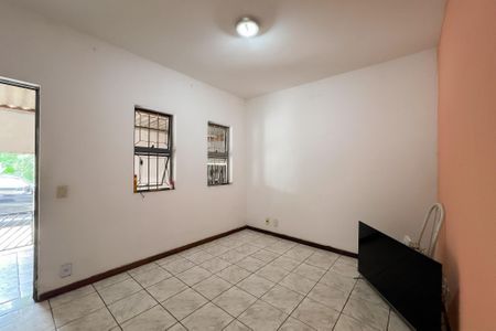 Sala de casa para alugar com 2 quartos, 85m² em Loteamento Residencial Santa Gertrudes, Valinhos