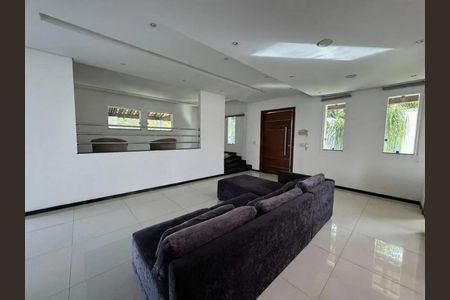 Casa de Condomínio para alugar com 4 quartos, 365m² em Dos Ipês, Vespasiano