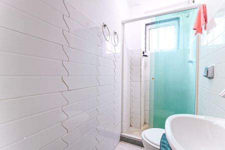 Banheiro de casa para alugar com 1 quarto, 25m² em Inhaúma, Rio de Janeiro