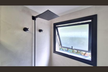 Banheiro de kitnet/studio para alugar com 1 quarto, 25m² em Pompeia, São Paulo