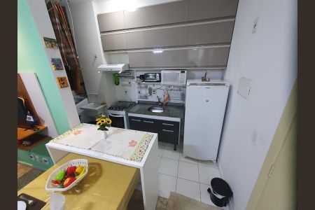 Sala de jantar de apartamento para alugar com 2 quartos, 42m² em Canhema, Diadema