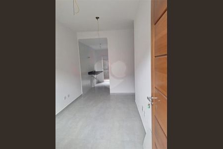 Apartamento à venda com 2 quartos, 32m² em Vila Santa Teresa, São Paulo