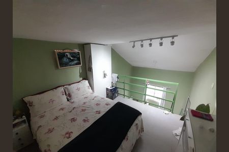 Quarto de kitnet/studio para alugar com 1 quarto, 27m² em Parque Senhor do Bonfim, Duque de Caxias