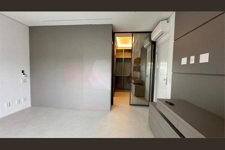 Casa à venda com 4 quartos, 520m² em Brooklin Novo, São Paulo