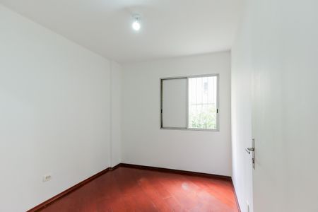 Quarto 2 de apartamento para alugar com 3 quartos, 59m² em Caxingui, São Paulo