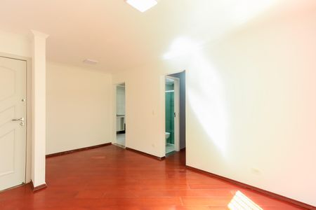 Sala de apartamento para alugar com 3 quartos, 59m² em Caxingui, São Paulo