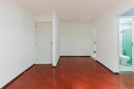 Sala de apartamento para alugar com 3 quartos, 59m² em Caxingui, São Paulo