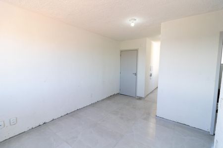 Sala de apartamento para alugar com 2 quartos, 42m² em Ipanema, Porto Alegre