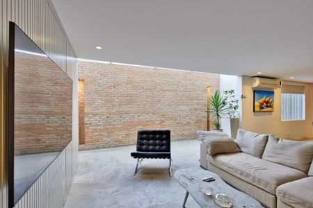 Casa à venda com 3 quartos, 160m² em Santo Amaro, São Paulo