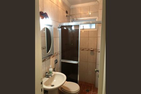 Banheiro de apartamento para alugar com 3 quartos, 120m² em Morro do Maluf, Guarujá