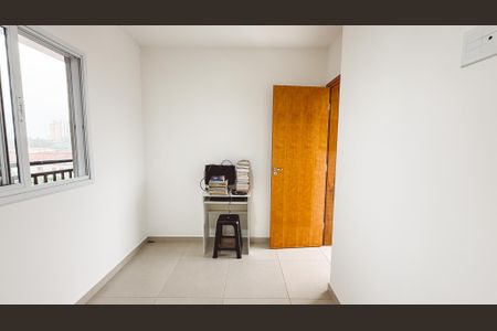 Quarto de apartamento para alugar com 1 quarto, 40m² em Vila Vitorio Mazzei, São Paulo