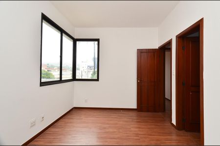 Suite de apartamento para alugar com 4 quartos, 121m² em Serra, Belo Horizonte