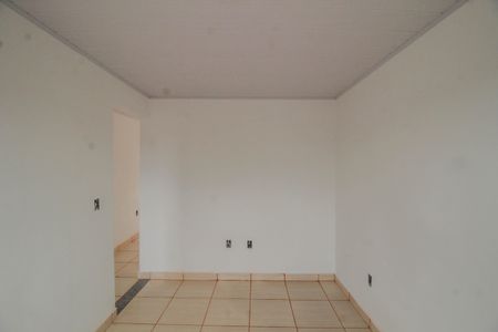 Quarto 1 de casa para alugar com 2 quartos, 70m² em Tiradentes, Nova Iguaçu