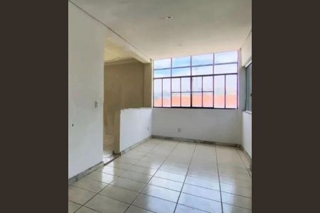 Cozinha de casa para alugar com 4 quartos, 150m² em Milanez, Contagem