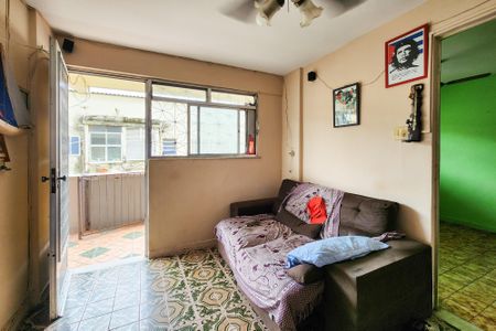 Sala de apartamento à venda com 2 quartos, 70m² em Santo Cristo, Rio de Janeiro