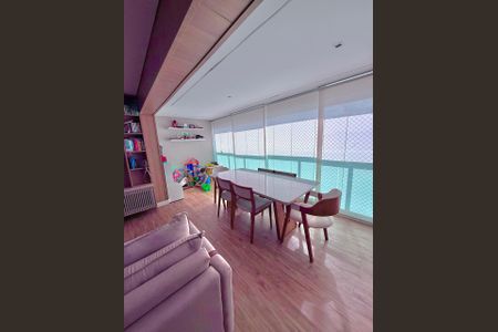 Sacada de apartamento para alugar com 3 quartos, 116m² em Vila Mogilar, Mogi das Cruzes